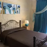 4 Bedroom House With Pool And Beautiful Views Дом отдыха