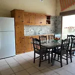4 Bedroom House With Pool And Beautiful Views Дом отдыха