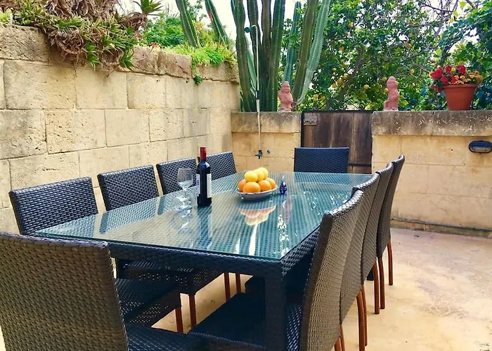 Case de vacanță 4 Bedroom House With Pool And Beautiful Views